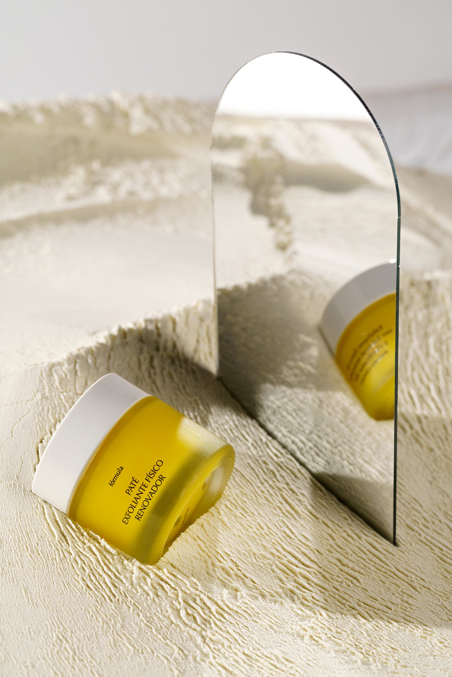 Paté exfoliante físico renovador