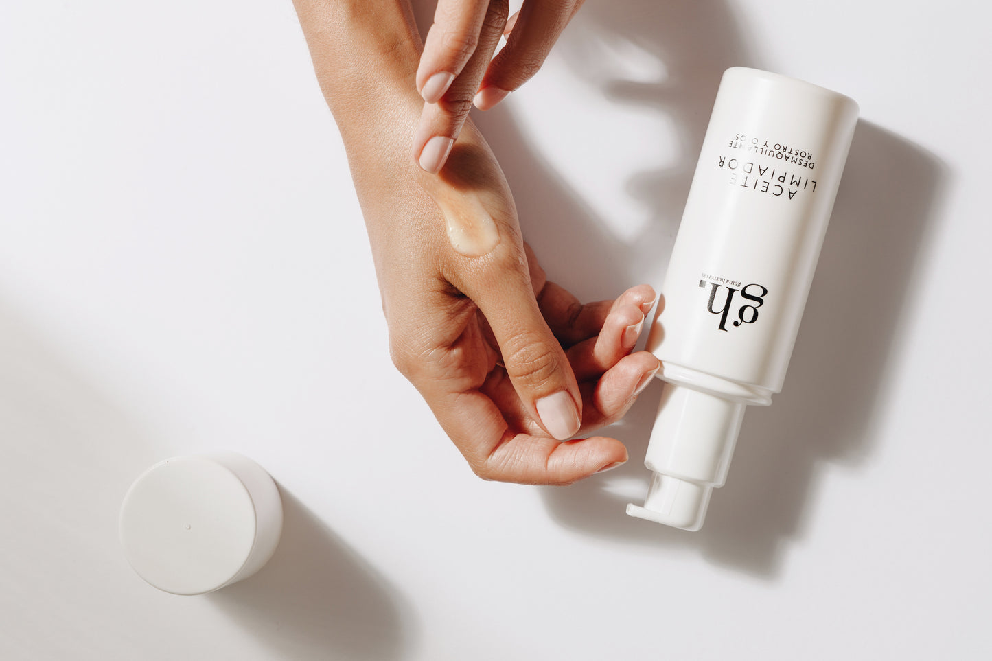 gh. Aceite Limpiador | Desmaquillante Rostro y Ojos 150 ml